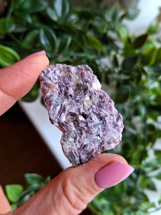 Raw Purple Mica Lepidolite